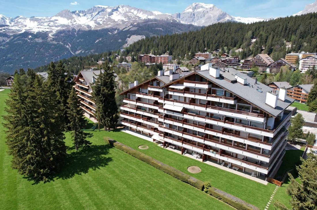 Apartment in Crans-Montana, Valais, Switzerland 1 - 17874739