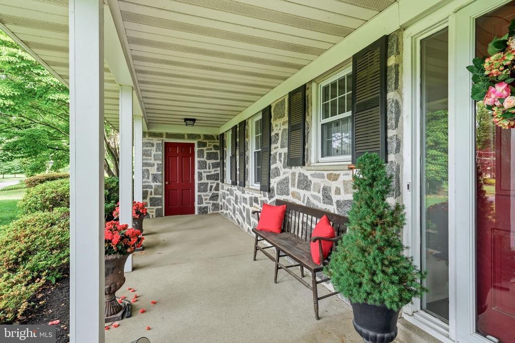 House in Moorestown, New Jersey, United States 3 - 18017476
