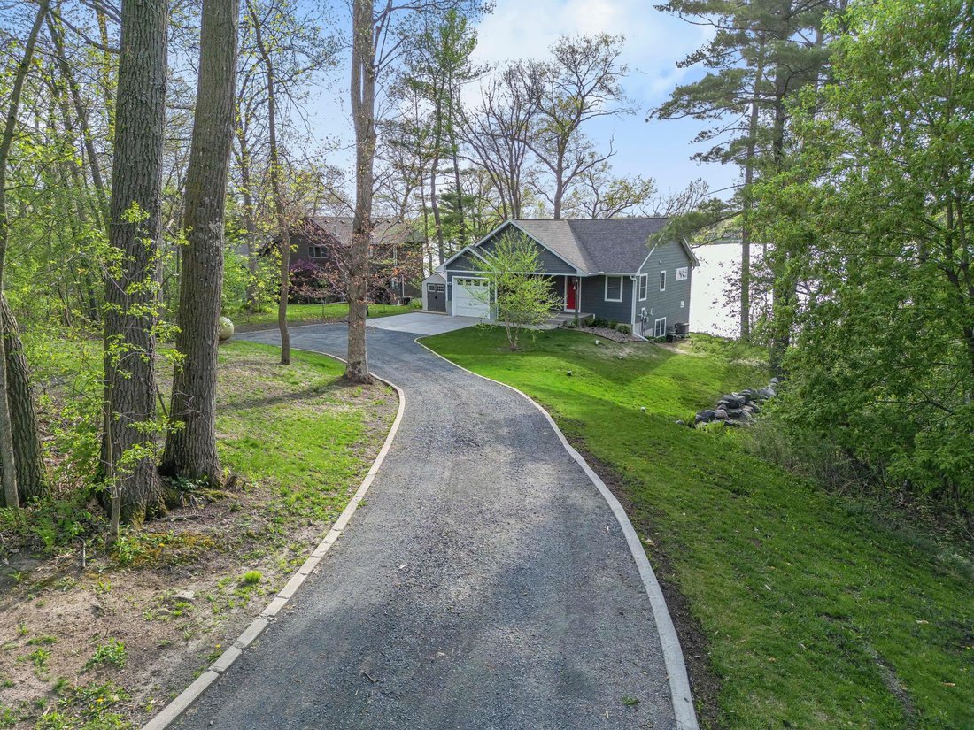 House in Osceola, Wisconsin, United States 3 - 18018211