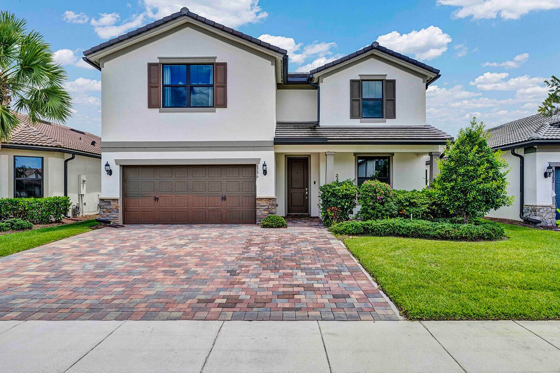 Lake Worth, Florida, United States 1 - 18021521