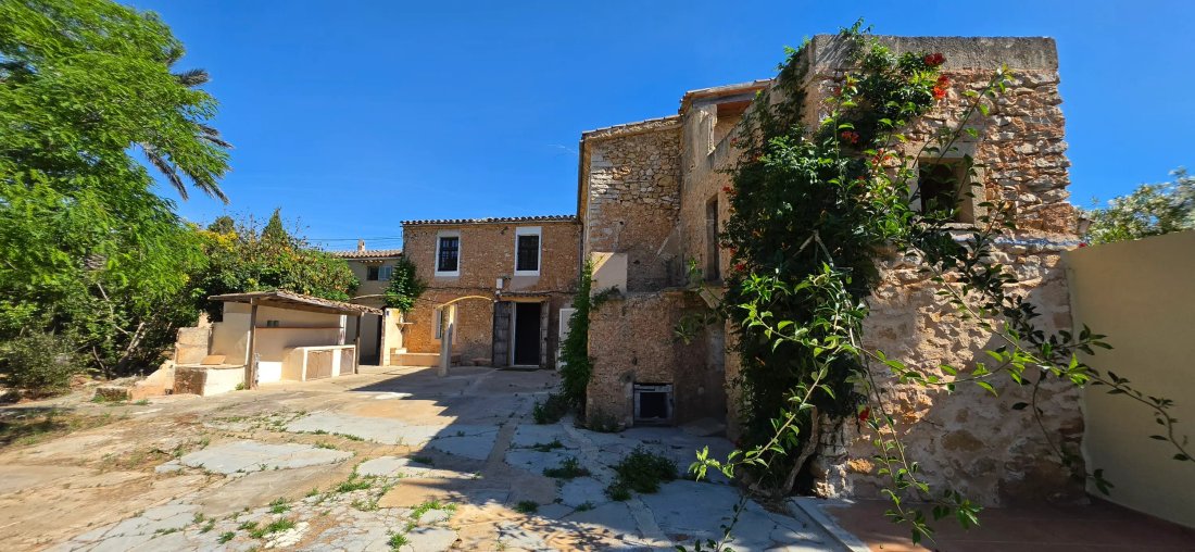 Finca in Felanitx, Balearic Islands, Spain 2 - 17747288