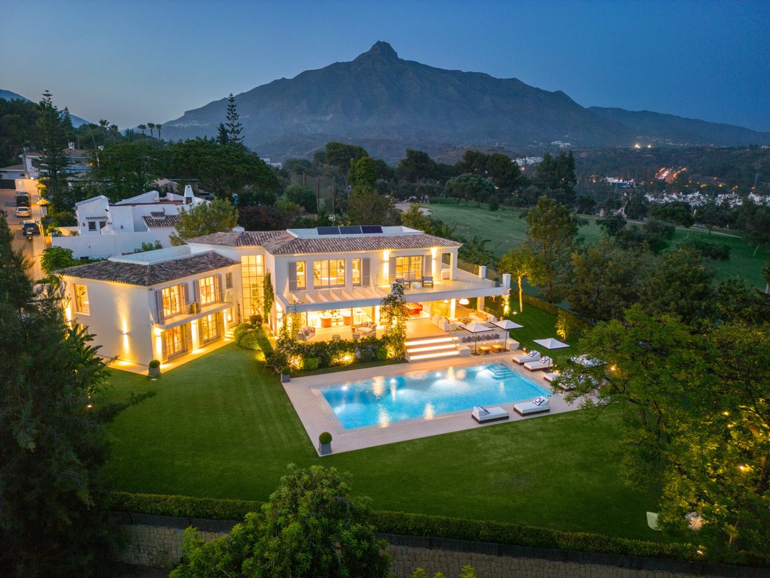 Villa in Nueva Andalucia, Marbella, Spain 3 - 16408382