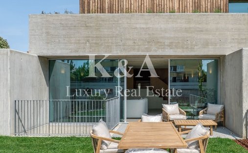 House in Ramalde, Porto District, Portugal 1