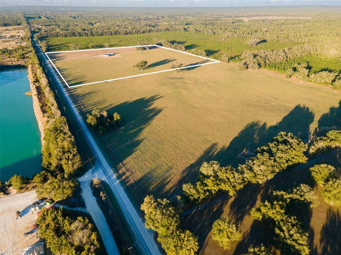 Newberry, Florida, United States 5 - 18016137