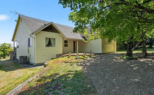 House in Turner, Oregon, United States 1