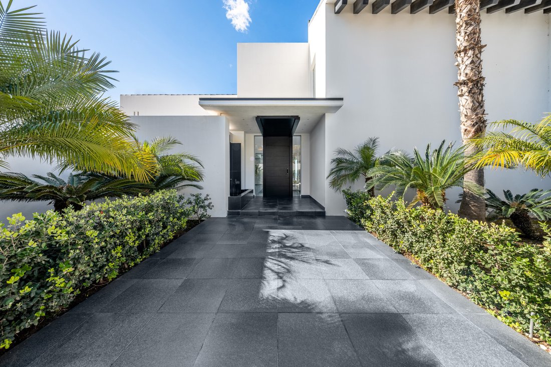 Villa in Benahavis, Andalusia, Spain 3 - 13166225