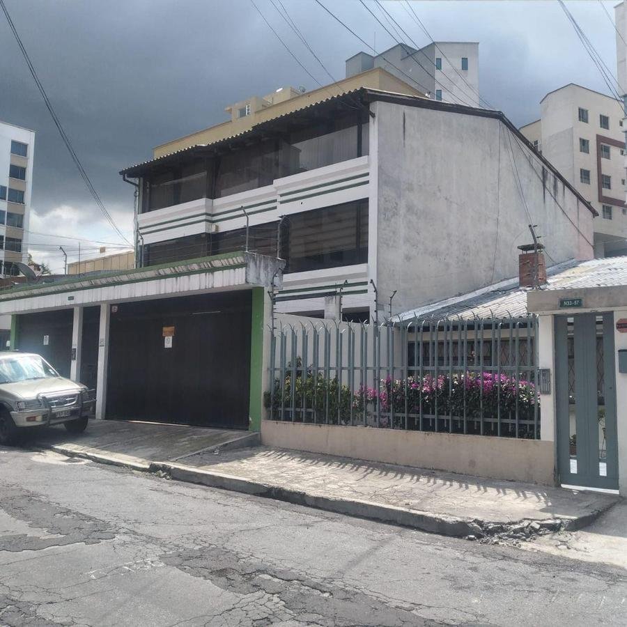 Land in Quito, Ecuador 5 - 18016777