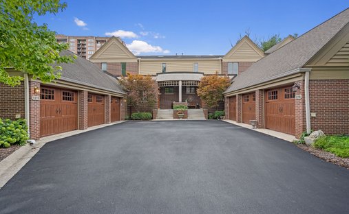 House in Hinsdale, Illinois, United States 1