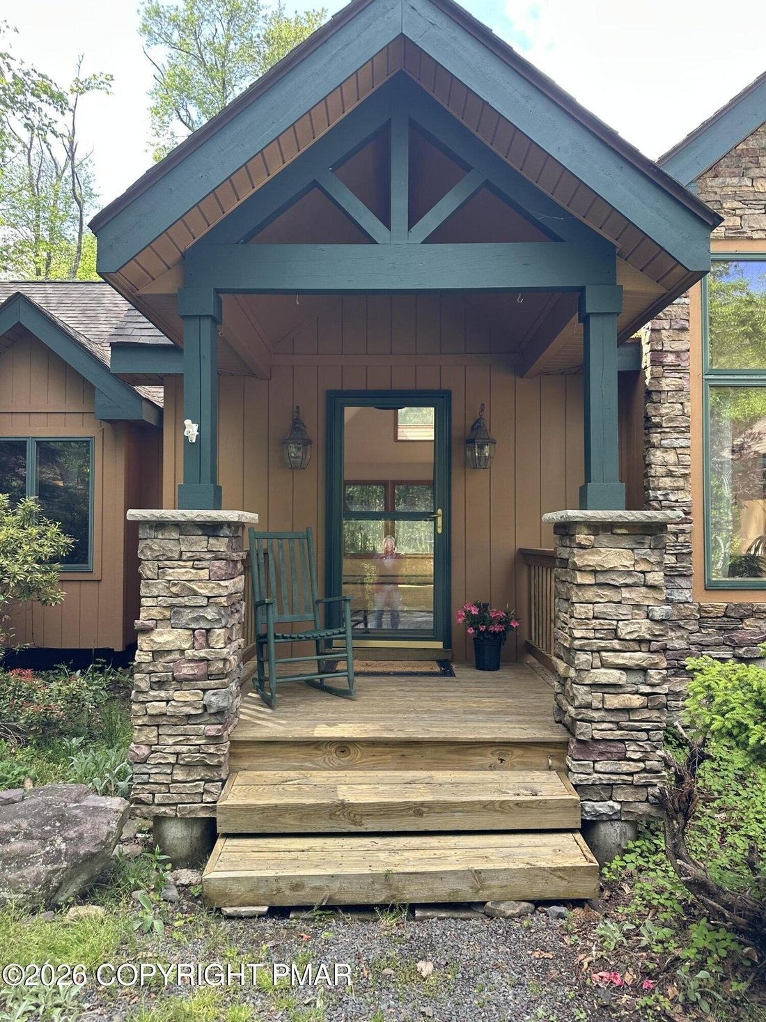 House in Pocono Pines, Pennsylvania, United States 2 - 17967971