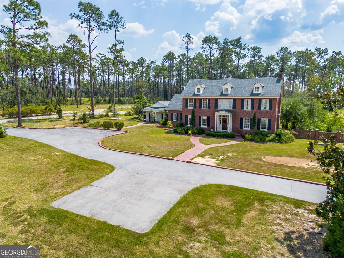 House in Douglas, Georgia, United States 3 - 18017968