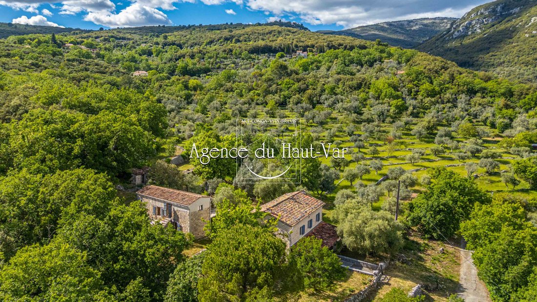 Mons, Provence-Alpes-Côte d'Azur, France 2 - 18019590