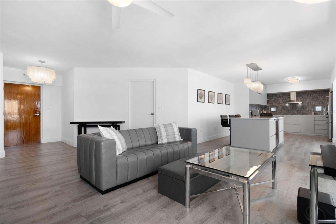Condo in SAN JUAN, PR, United States 3 - 18018631