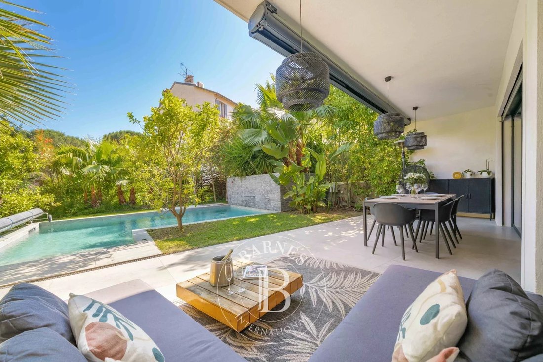 Villa in Tassigny, Cannes, France 2 - 18016940