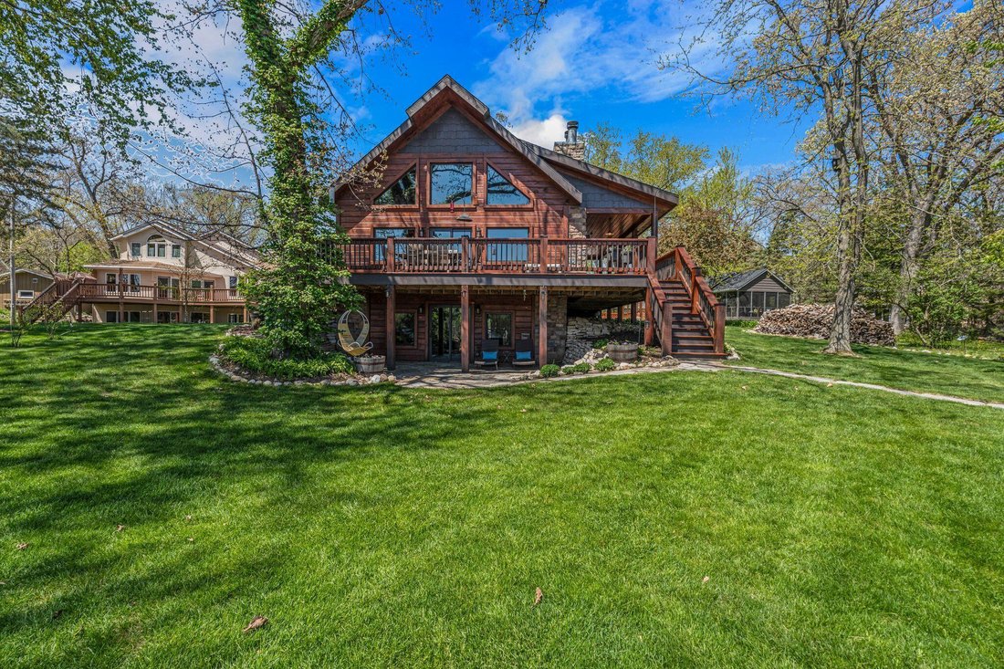 House in Delafield, Wisconsin, United States 1 - 18018003
