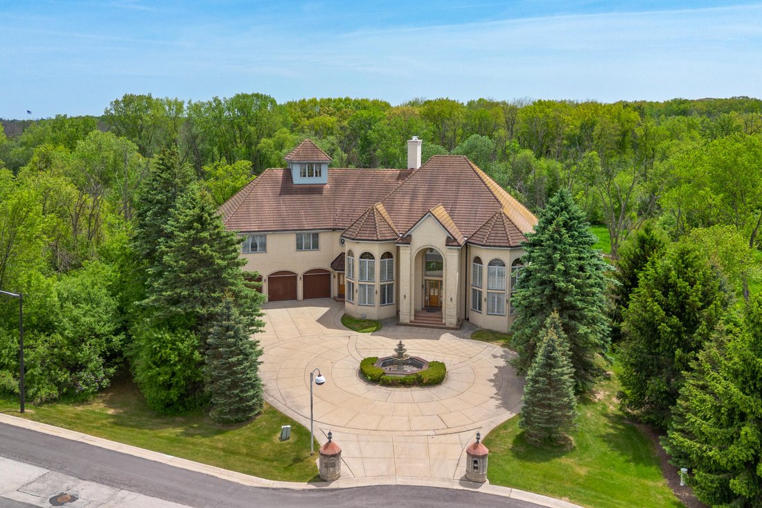 Casa a Menomonee Falls, Wisconsin, Stati Uniti 2 - 18017964