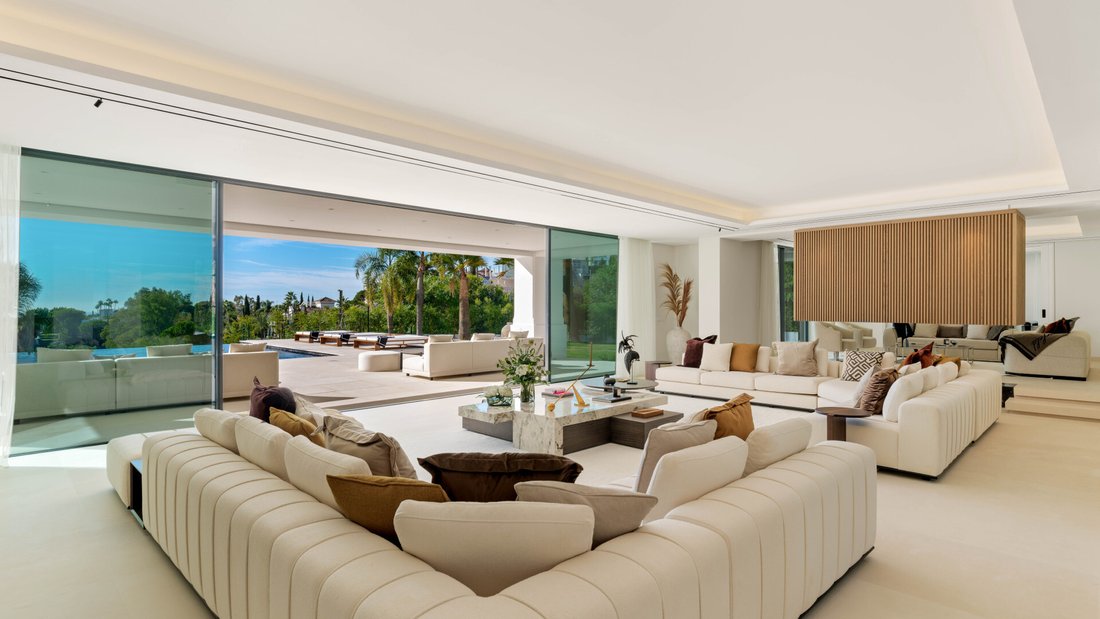 Villa in La Quinta, Benahavis, Andalusia 4 - 15709420