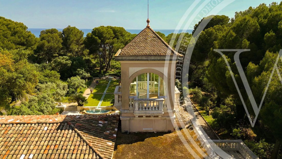 Estate in Antibes, Provence-Alpes-Côte d'Azur, France 3 - 18017206