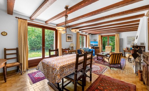 Villa in Sciez, Auvergne-Rhône-Alpes, France 1