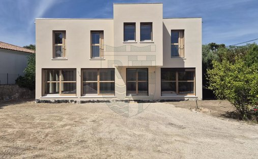 House in Saint Julien, Marseille, Provence-Alpes-Côte d'Azur 1