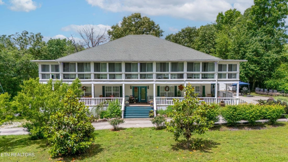 House in Pikeville, Tennessee, United States 1 - 17953415