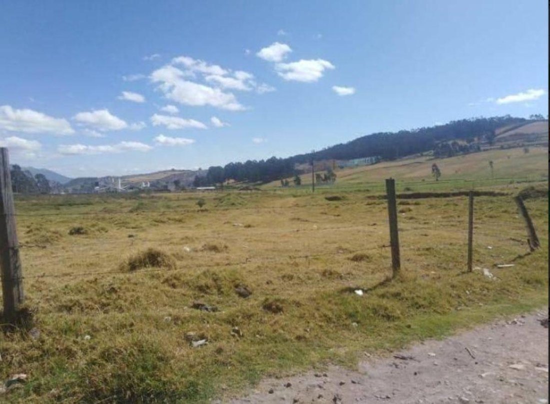 Land in Quito, Pichincha, Ecuador 2 - 18016793