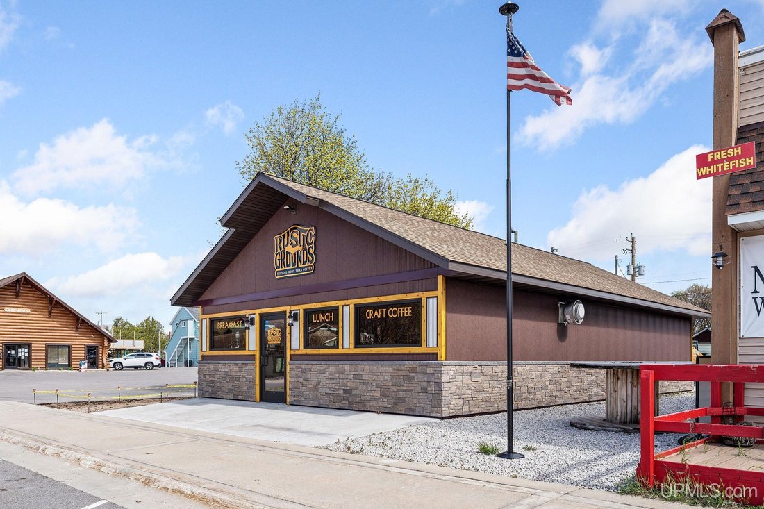 Land in Munising, Michigan, United States 4 - 18017725