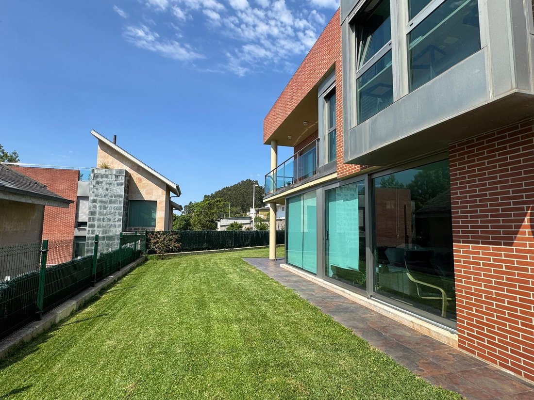 Chalet in Santa Cruz de Bezana, Cantabria, Spain 2 - 16668707