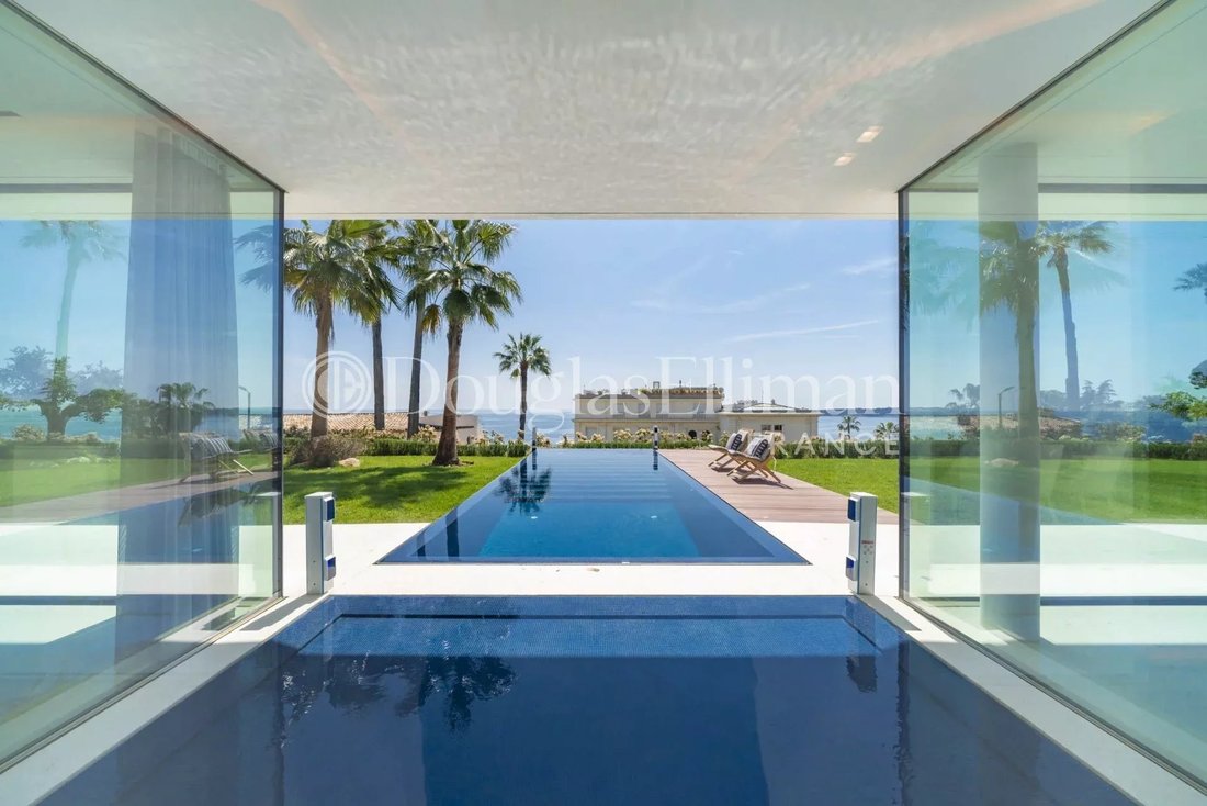 Villa in Cannes, Provence-Alpes-Côte d'Azur, France 4 - 18016991