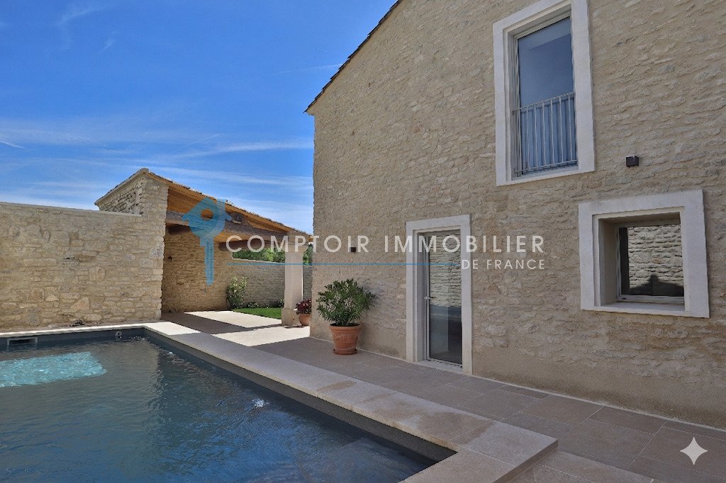 House in Gordes, Provence-Alpes-Côte d'Azur, France 2 - 18019972