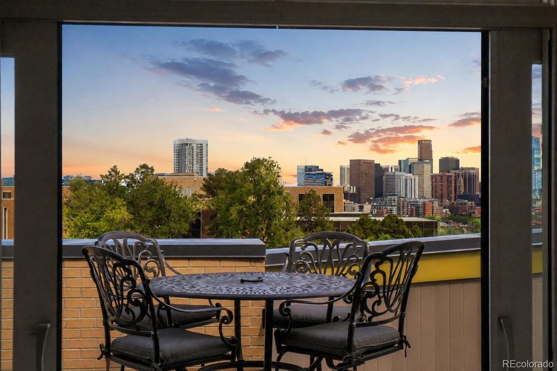 Townhouse in Denver, Colorado, United States 3 - 18015683