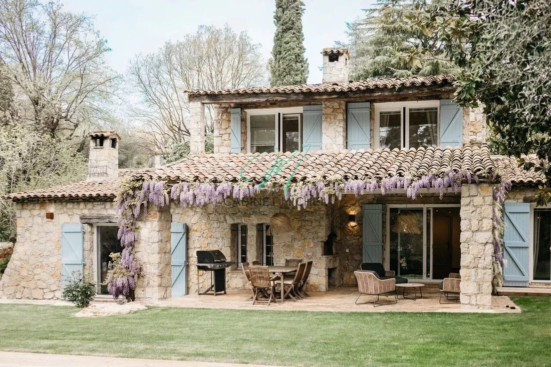 House in Sud, Roquefort-les-Pins, France 1 - 18016083