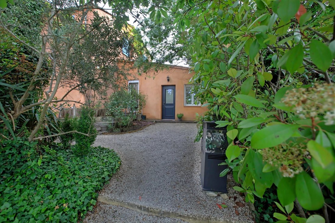 House in Le Puy-Sainte-Réparade, Provence-Alpes-Côte d'Azur, France 5 - 18019586