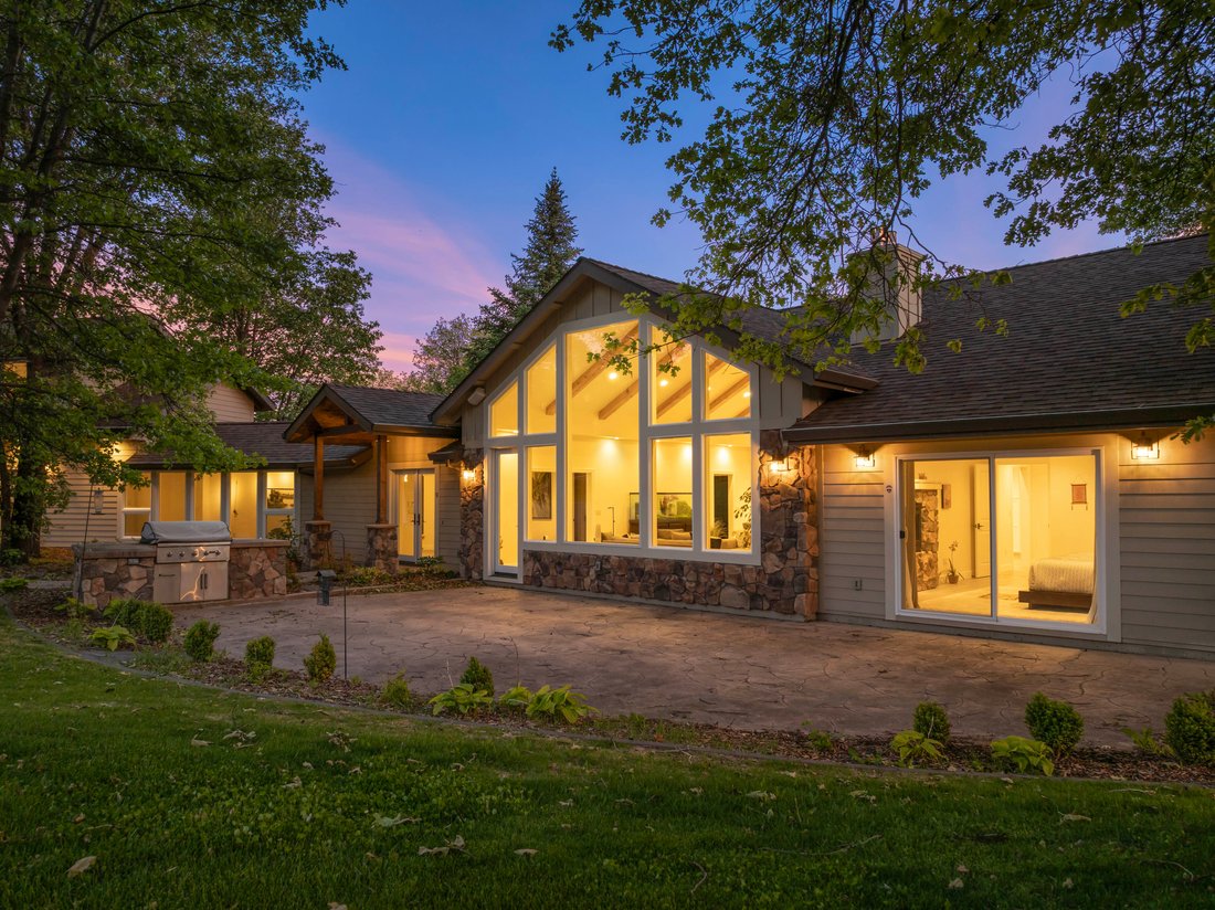 House in Mount Shasta, California, United States 4 - 18017274
