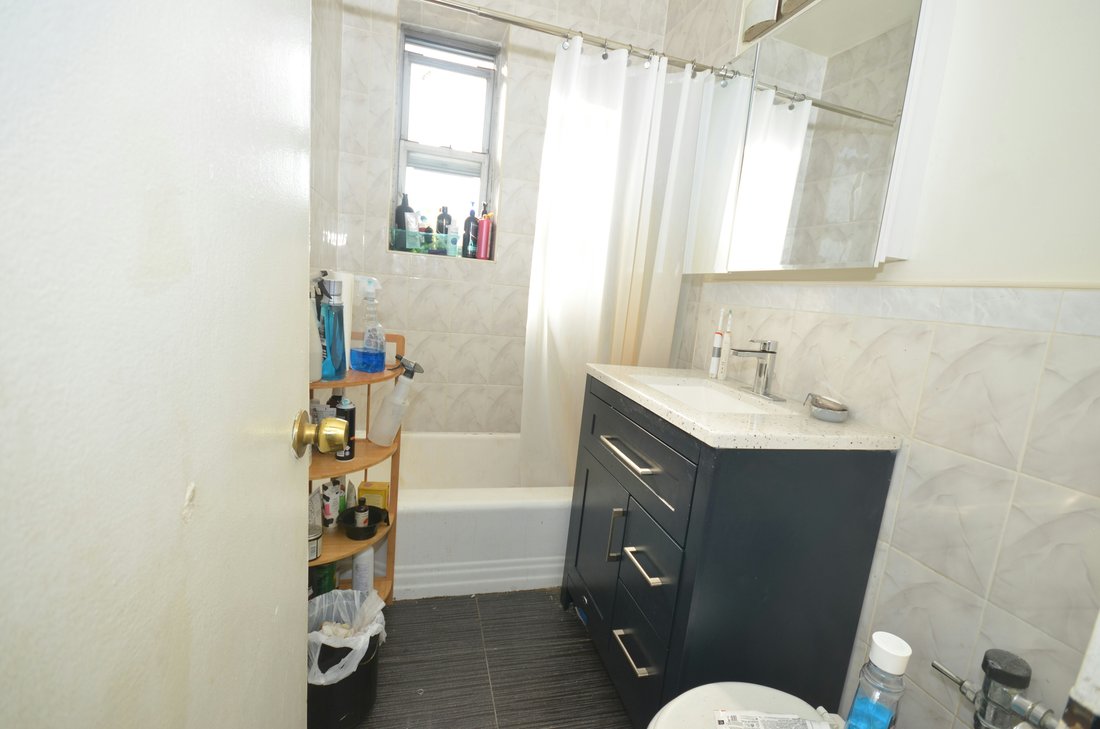 Co Op in New York, New York, United States 5 - 18010057
