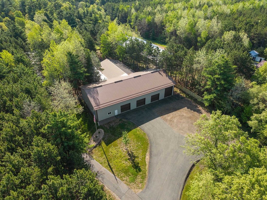 House in Nekoosa, Wisconsin, United States 4 - 18021403