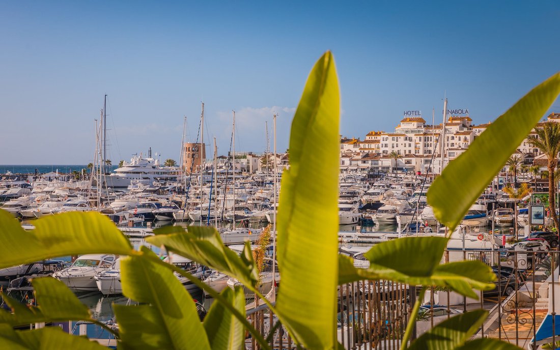 Penthouse in Puerto Banus, Marbella, Spain 5 - 17152376