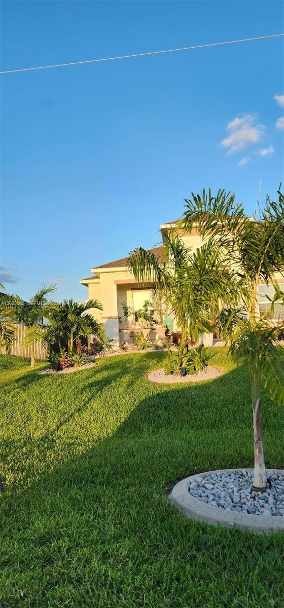 House in Cape Coral, Florida, United States 2 - 18016041