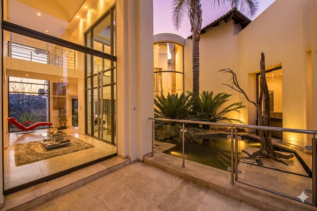 Estate in Chartwell, Gauteng, South Africa 3 - 18018227