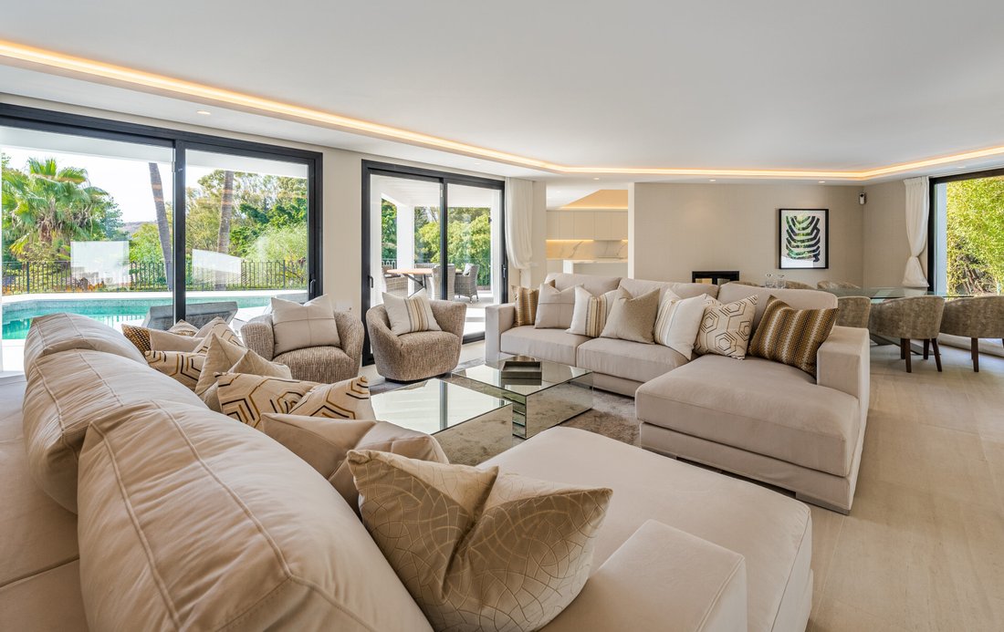 Villa in Estepona, Andalusia, Spain 3 - 12593879