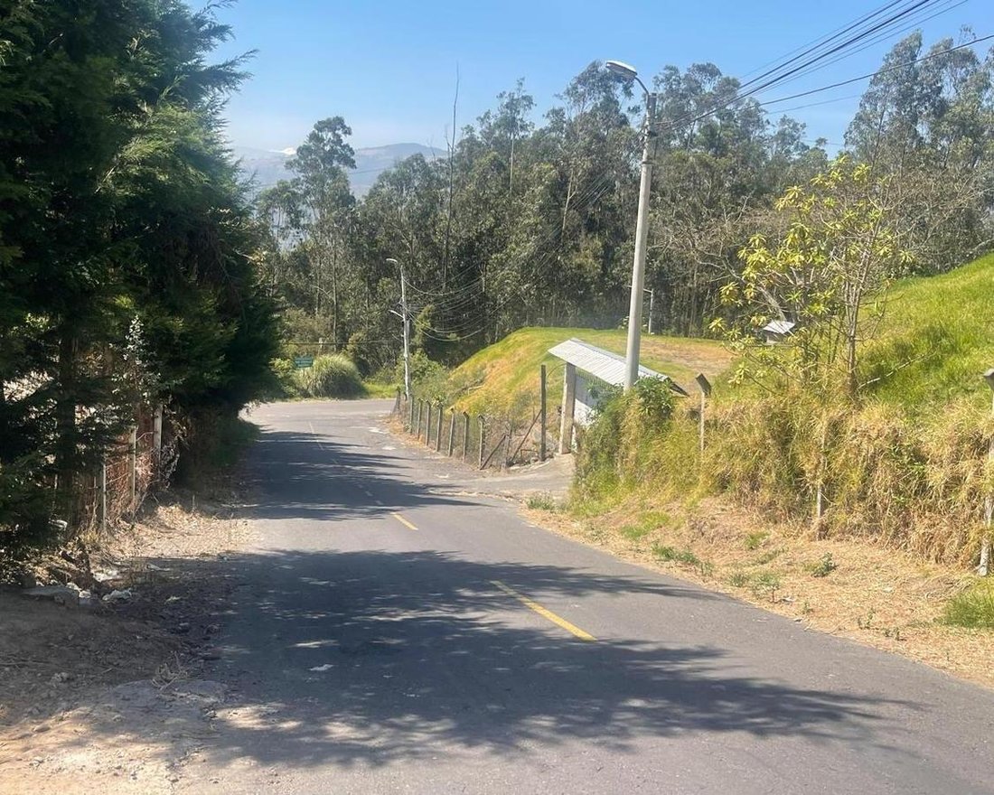 Land in Quito, Pichincha, Ecuador 1 - 18016738