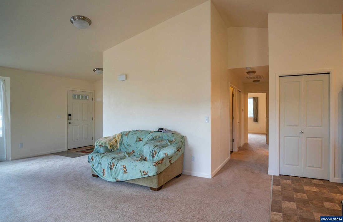 House in Springfield, Oregon, United States 4 - 18020667