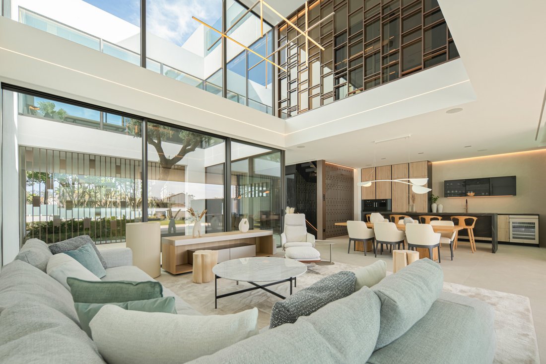 Villa in Golden Mile, Andalusia, Spain 3 - 17423132