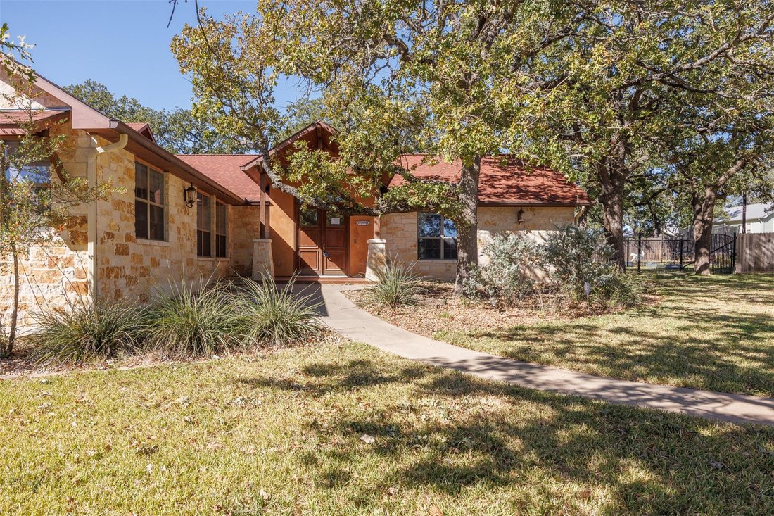 House in Fredericksburg, Texas, United States 2 - 18015977