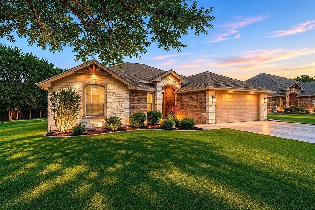 House in Granbury, Texas, United States 1 - 17928606