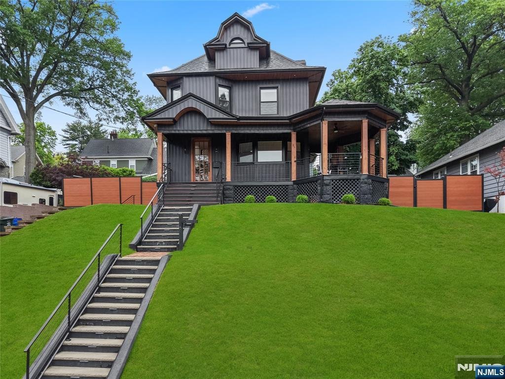 House in Nutley, New Jersey, United States 3 - 18020979
