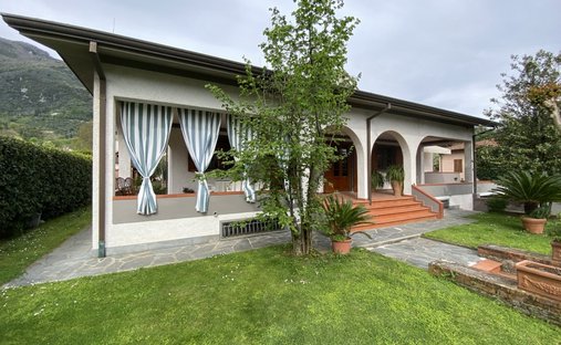 Villa in Camaiore, Toskana, Italien 1