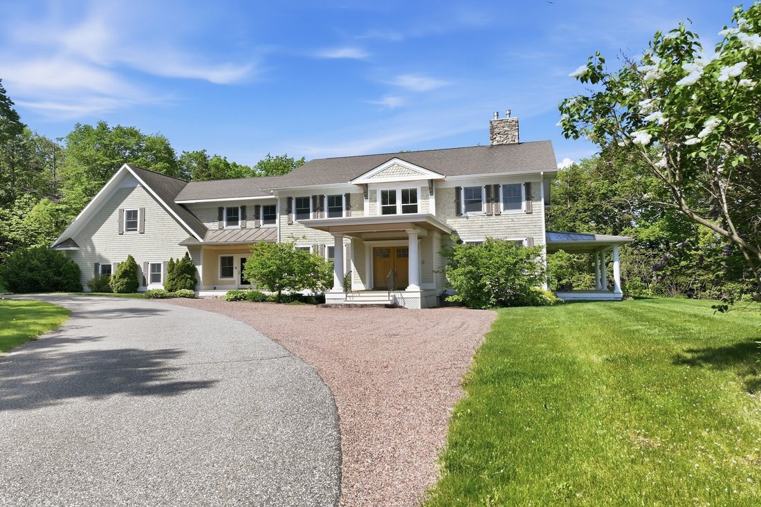 House in Shelburne, Vermont, United States 2 - 17890010