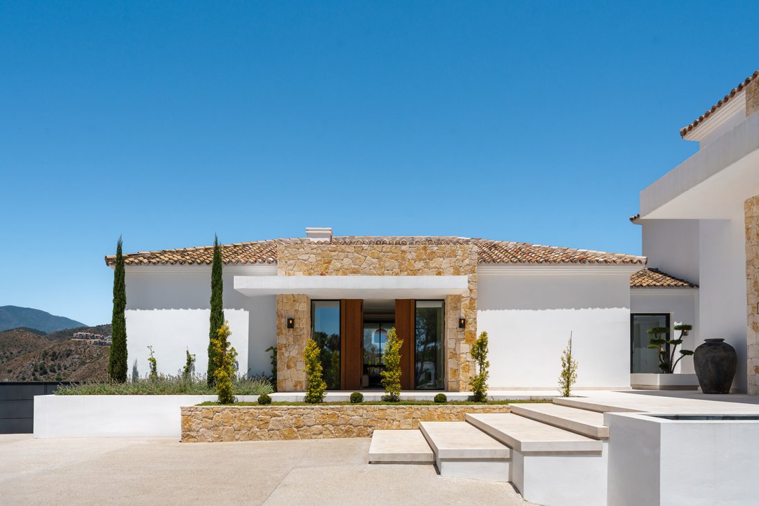 Villa in La Quinta, Benahavis, Andalusia 3 - 16368655