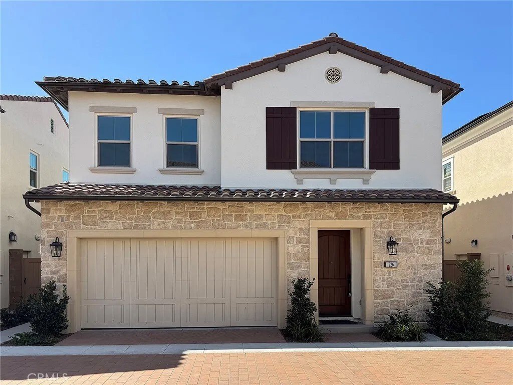 Condo in Irvine, California, United States 1 - 18016290