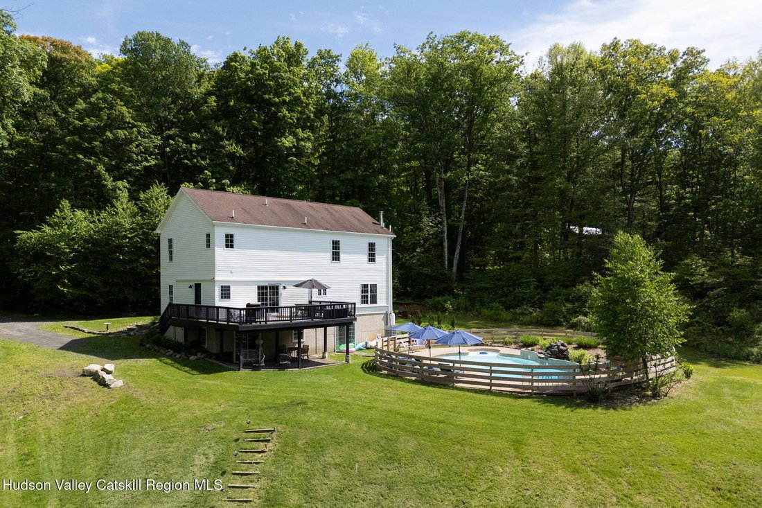House in Kerhonkson, New York, United States 1 - 18019289